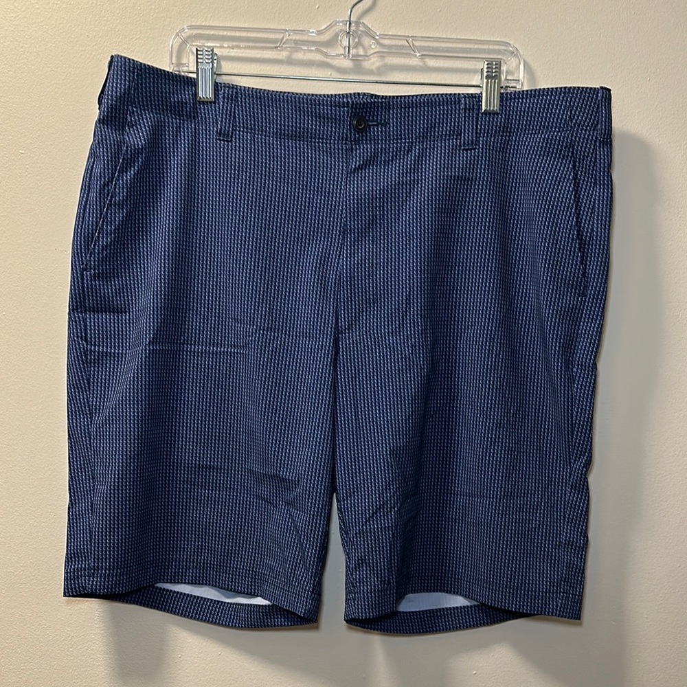 Ben Hogan Men’s Blue Patterned Performance Golf Short Size 40